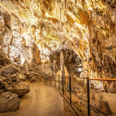 POSTOJNSKA JAMA I LJUBLJANA