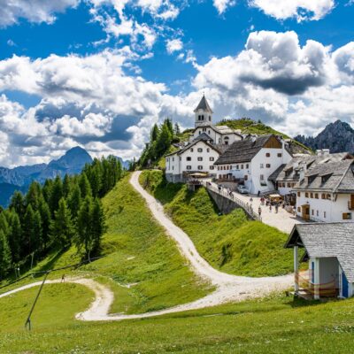 MONTE LUSSARI I LAGHI DI FUSINE